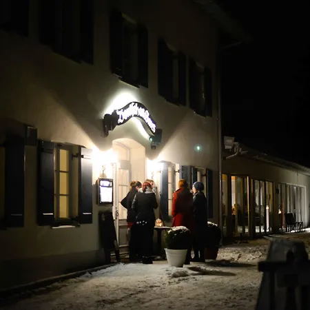 מלון Deutsches Haus -